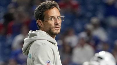 Mike McDaniel Had Blunt Quote After Dolphins Blow 17-Point Lead, Lose to Panthers