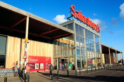 Sainsbury’s and Argos to hire around 19,000 extra workers for Christmas