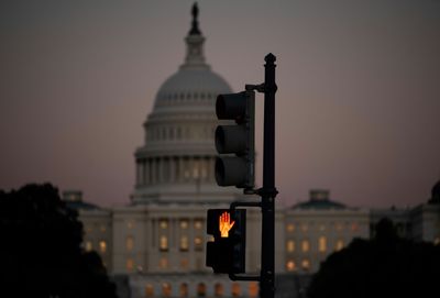 US Government Shutdown May Last Weeks, Analysts Warn