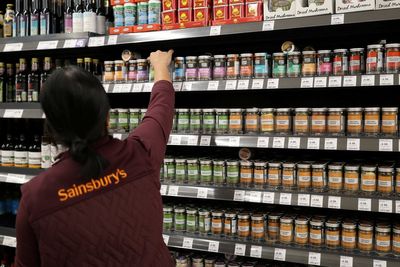 Thousands of Christmas jobs up for grabs at major UK retailer