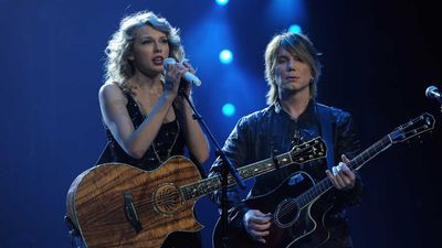 "Taylor Swift said that was the best song ever written": Goo Goo Dolls launch video of Taylor Swift duetting with frontman John Rzeznik
