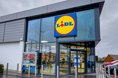 Supermarket giant with 980 shops to close most stores for three days this Christmas