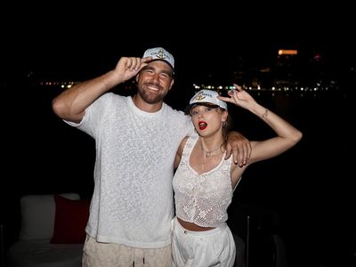 Travis Kelce Shock: 'Stressed-Out' NFL Star's Explosive Outburst On Field Proves He's 'Losing It' Under Taylor Swift Pressure