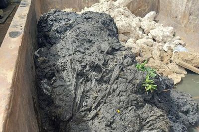 Shocking 'fatberg' weighing 100 tonnes is cleared from west London sewer