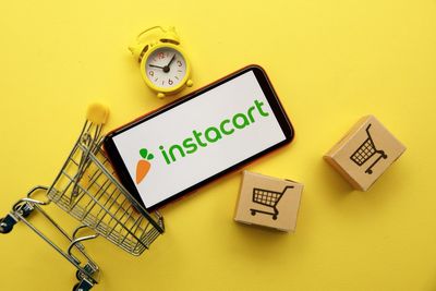 Instacart Joins United Airlines To Reward Travelers With Miles And Free Delivery
