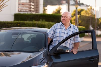 What Your Doctor Should Always Explain Before Letting You Drive After 70