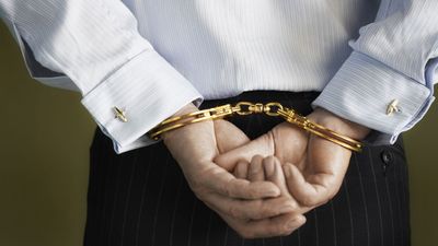 Escaping the New Golden Handcuffs: A Financial Expert Has a Plan for Today's Executives