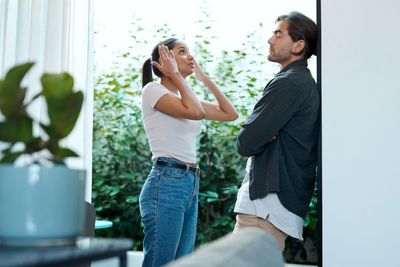 7 Ways Men Test a Woman’s Boundaries to See if She’s “Weak”