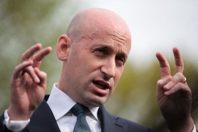 ‘Dumb question’: Stephen Miller says ‘Black people are thrilled’ as he explodes on CNN host over Portland, Chicago deployment