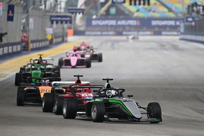 F1 Academy Singapore: Lia Block's maiden win, Maya Weug's championship boost, Nicole Havrda injury update