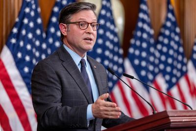 US shutdown enters second week as Senate again rejects rival funding bills