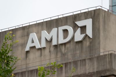 OpenAI and AMD announce multibillion-dollar partnership — AMD to supply 6 gigawatts in chips, OpenAI could get up to 10% of AMD shares in return