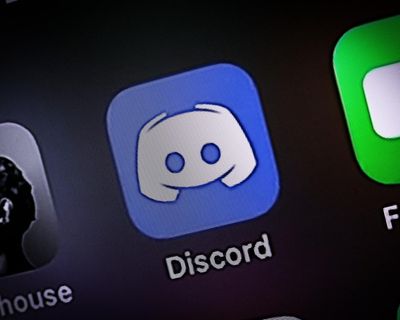 Proof-of-age ID leaked in Discord data breach