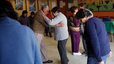 Tango dancing, painting and gaming can help slow brain ageing, new study finds