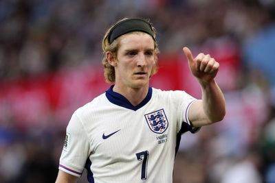 Anthony Gordon says being ‘paranoid’ over England spot pushes him further