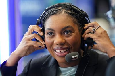 Badenoch says there was ‘nothing wrong’ with Jenrick’s ‘didn’t see another white face’ comments