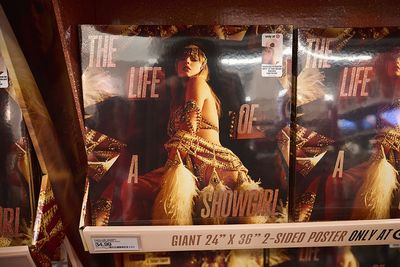 Taylor Swift's New Song 'Actually Romantic' Sparks Feud Theories About Kim Kardashian