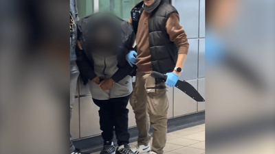 Watch: Police find two huge machetes during search of boys stopped for ‘ticket issue’ at Euston