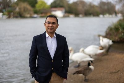 Bangladesh election favourite vows to return from exile for historic vote