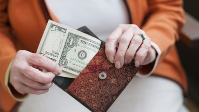 I Asked ChatGPT for the Easiest Ways To Be Frugal: Here’s What It Said