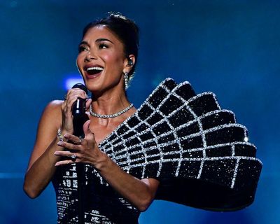 Nicole Scherzinger review – raunchy gags and dazzling stylistic zigzags