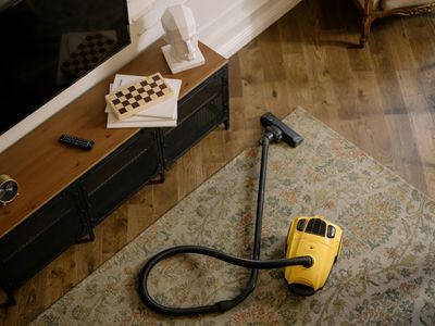 10 Best Vacuum Cleaners in UK (Dyson vs Shark vs Henry)