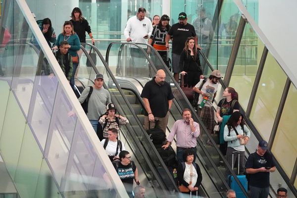 US government shutdown causes flight delays as air traffic controllers work unpaid