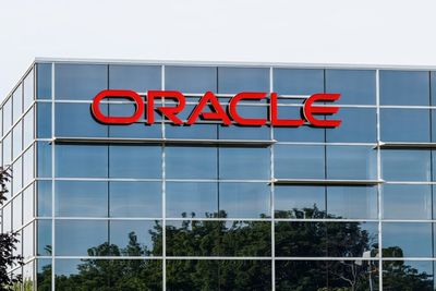 Oracle Stock Is Tumbling Tuesday: Here's Why