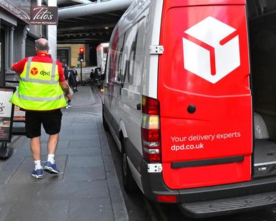 DPD couriers face substantial earnings loss from cut in delivery payments