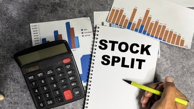 Senseonics Tumbles As Q3 Results And Split Hit Stock