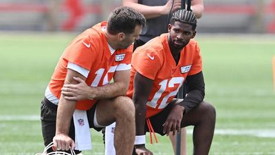 Browns QB Depth Chart: What Joe Flacco Trade to Bengals Means for Shedeur Sanders