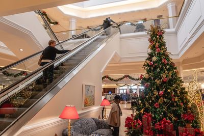 So Grinchy! Stores’ holiday discounts expected to be smaller than normal thanks to Trump’s tariffs