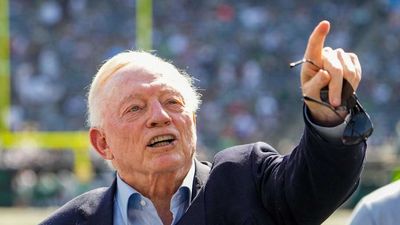 NFL Fines Jerry Jones After He 'Accidentally' Flipped Fans Off During Cowboys Win