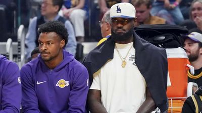 LeBron James Expected to Miss All of Lakers' Preseason With Injury