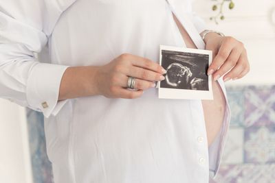 My Wife Took Tylenol While Pregnant—Should We Worry? Experts Explain