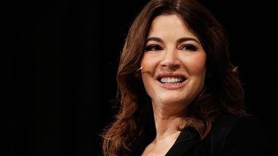 Nigella Lawson's answer to an 'alluring gleam' is a quick spritz that brings her skin to life