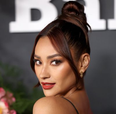 The Prettiest Face-Framing Hair Inspiration From Celebrities