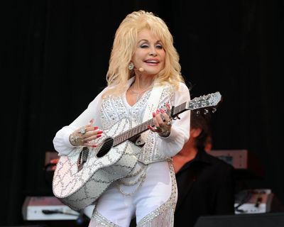 Dolly Parton ‘going to be just fine’, singer’s sister says as she calls for prayers amid health problems