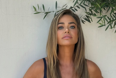 Denise Richards Says Charlie Sheen 'Never Hit Below the Belt' as She Testifies Against Aaron Phypers