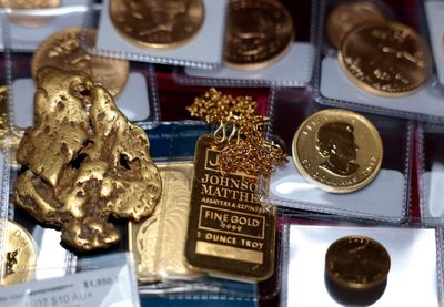 Gold’s record price is driven by the ‘debasement trade,’ China, and fear of an AI bubble, analysts say