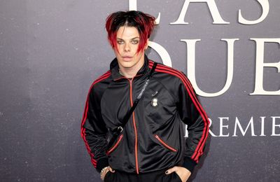 'I f****** love her': Yungblud jumps to Taylor Swift's defence