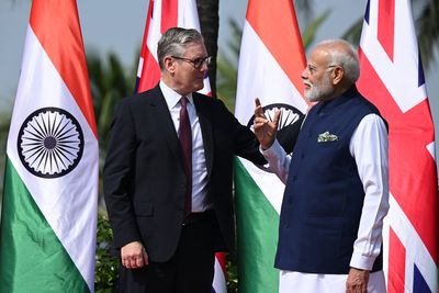 Starmer won’t say if he plans to press Modi on close ties to Putin