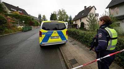 Teenage daughter suspected in stabbing of newly elected mayor in Germany