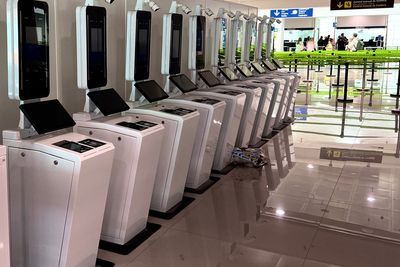 Spain opts for just a single flight for start of new EU entry-exit system