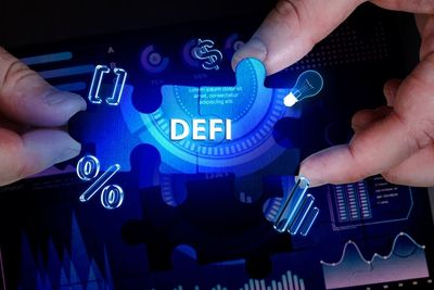 Cardano's Charles Hoskinson Says $100 Billion XRP Could Flood Into DeFi