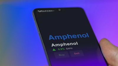 Amphenol: The Unseen Giant Behind Every Major Tech Trend