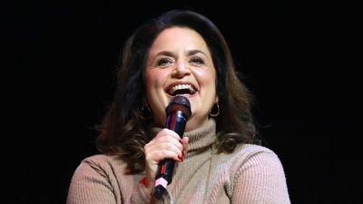 Ruth Jones's autumnal plum shirt dress and leopard print belt is the unexpected combination I'm copying