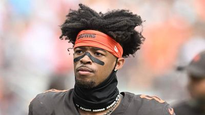 Jaguars, Browns Swap Starting Cornerbacks in Midseason Trade