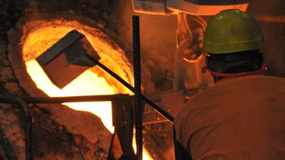 Thermal battery an energy answer in hot heavy industry