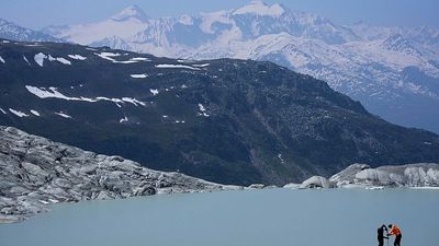 Unprecedented glacier melting will leave US peaks ice-free for the first time, new study finds